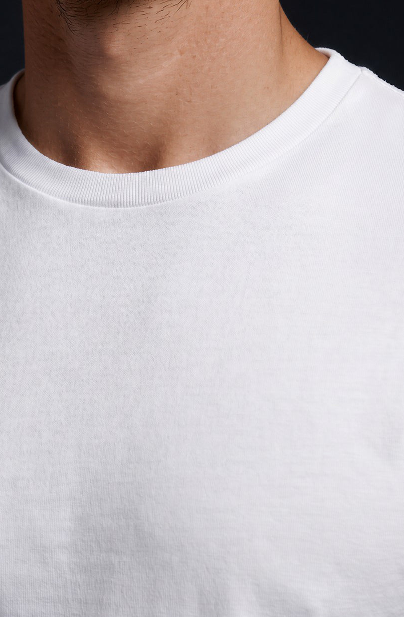 #cor_pure white